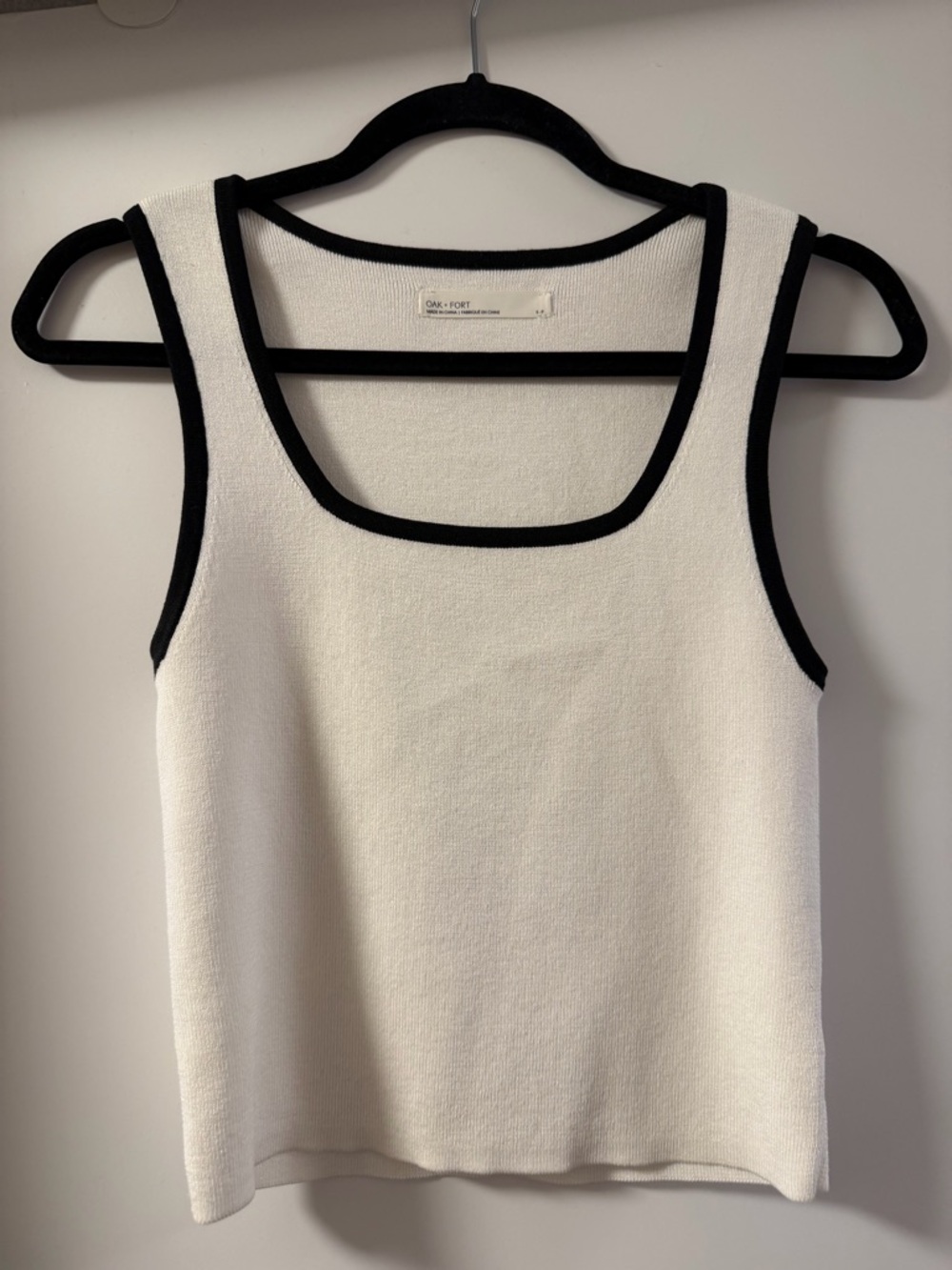 Black and white chic tank oak and fort summer tank